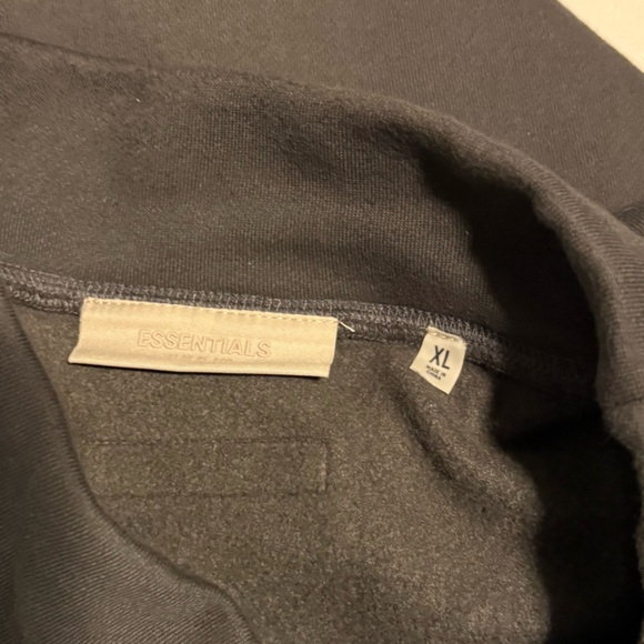 Fear of God Essentials Pullover Mockneck 'Strech Limo' Size XL - Picture 7 of 8